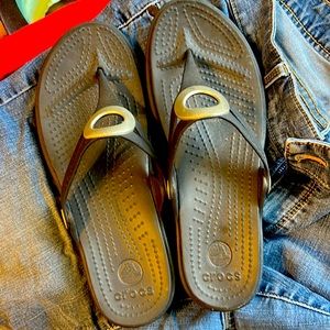 Women’s crocs Sandles size 8